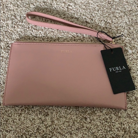 Furla Handbags - FINAL PRICE!!!  NWT Furla Italia Leather Wristlet